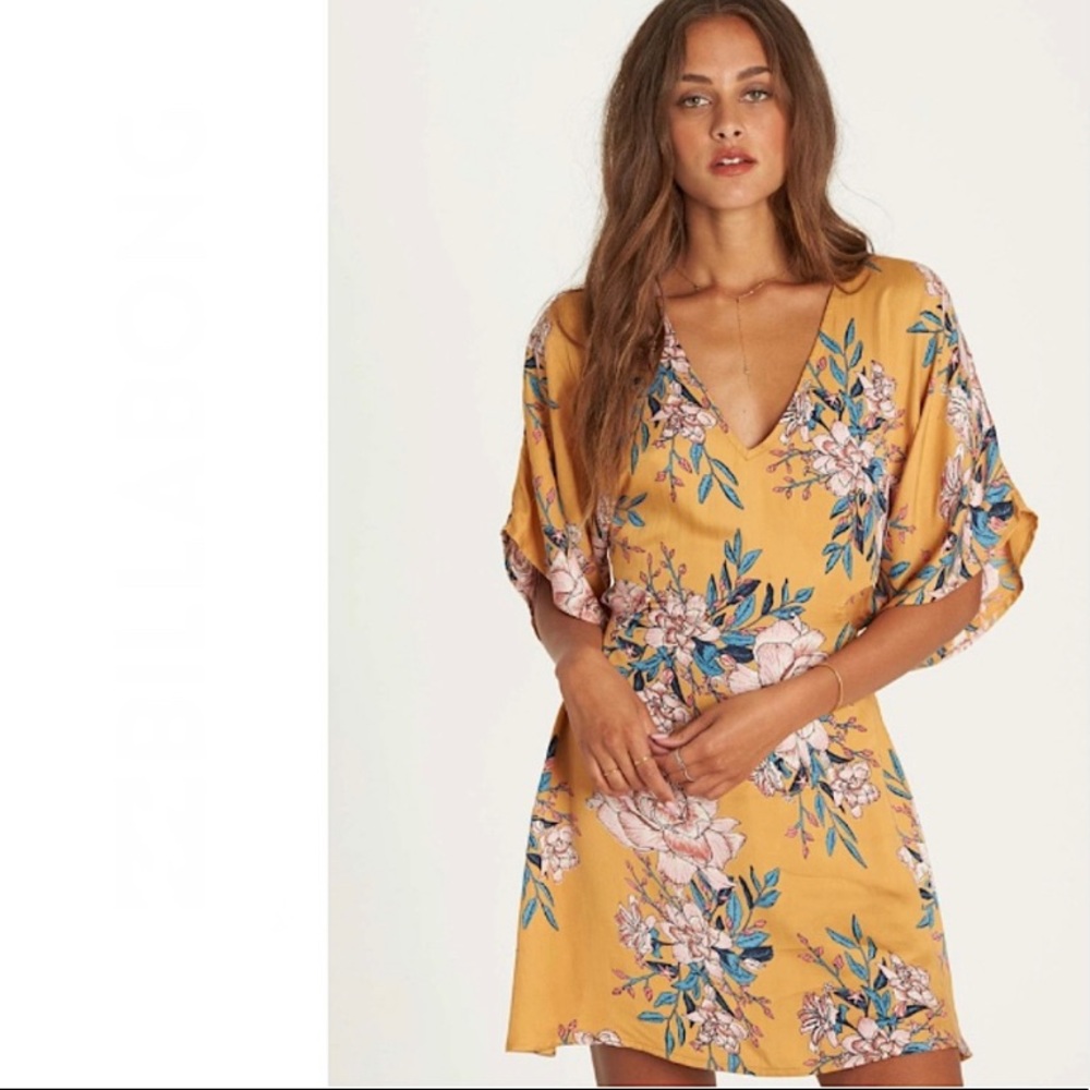 BILLABONG Golden Light floral rayon summer mini dress sz small new without tags
